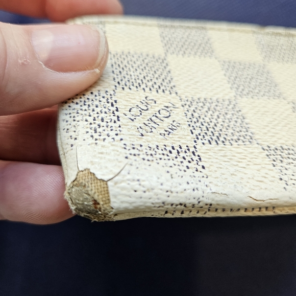 Louis Vuitton Key/Card Pouch - Picture 5 of 5